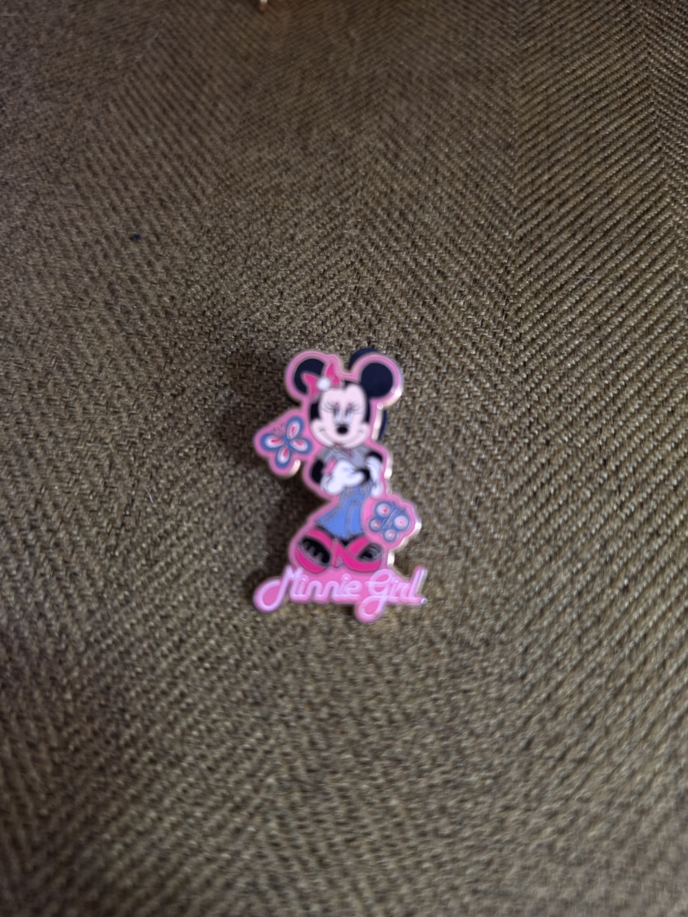 Disney Trading Pin, Minnie Girl Pink and Black Character